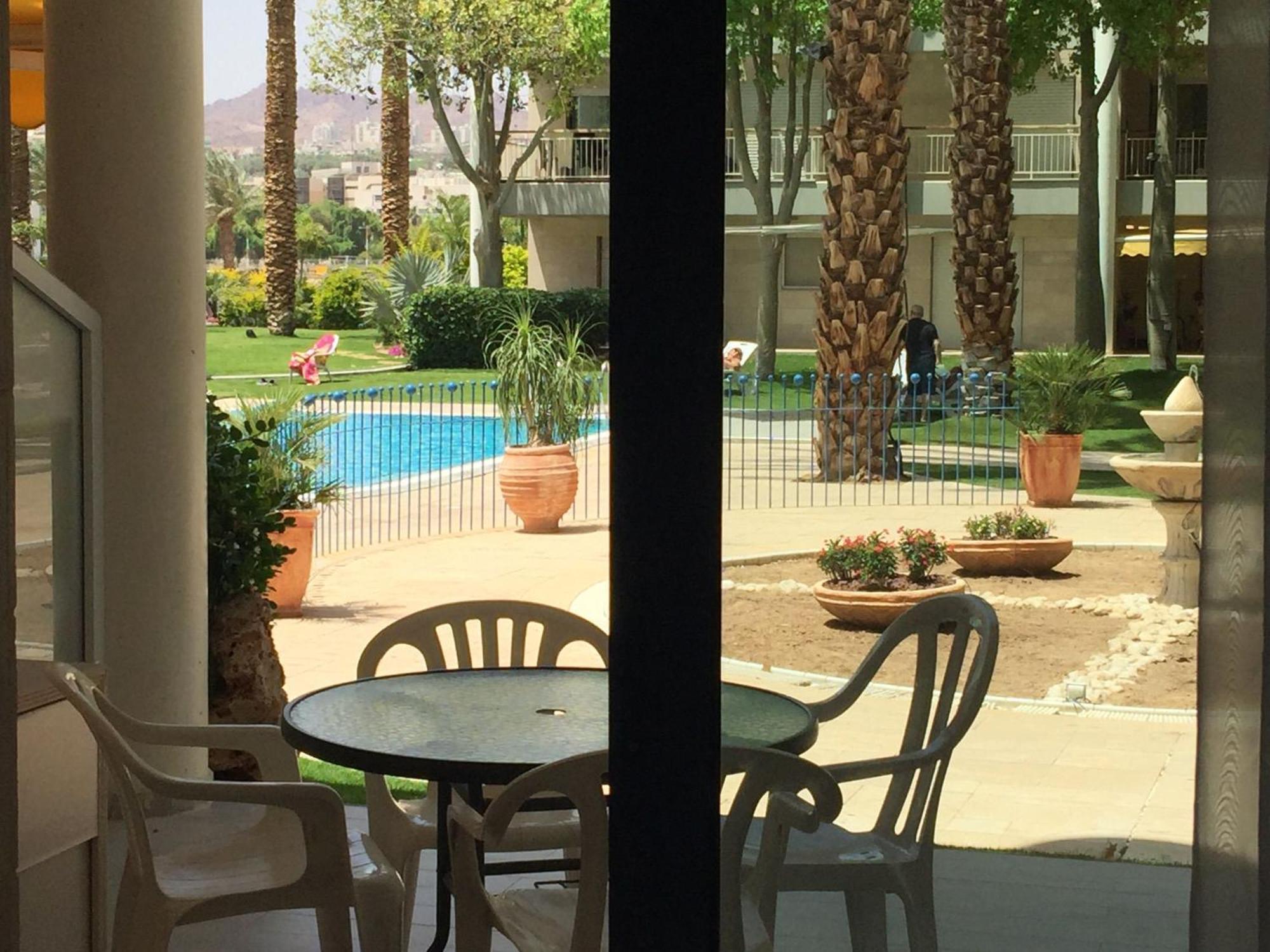Yalarent Royal Park Resort Studio Apartments Eilat Exterior photo